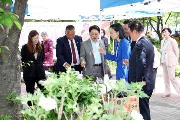 민들레마을 홀몸어르신들이 희망을 전하는 행복나눔 바자회