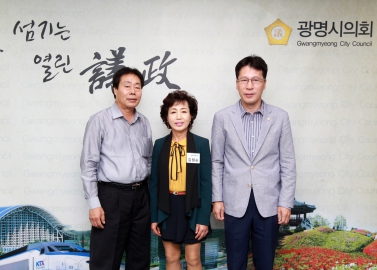 1일 명예시장 의회 방문