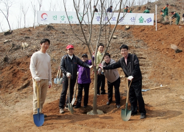 제66회 식목일 나무심기 행사